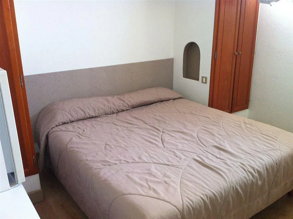 Hotel Aldo Juan-les-Pins
