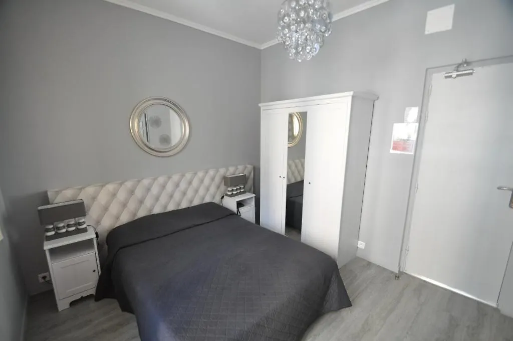 Hotel Aldo Juan-les-Pins 2*,